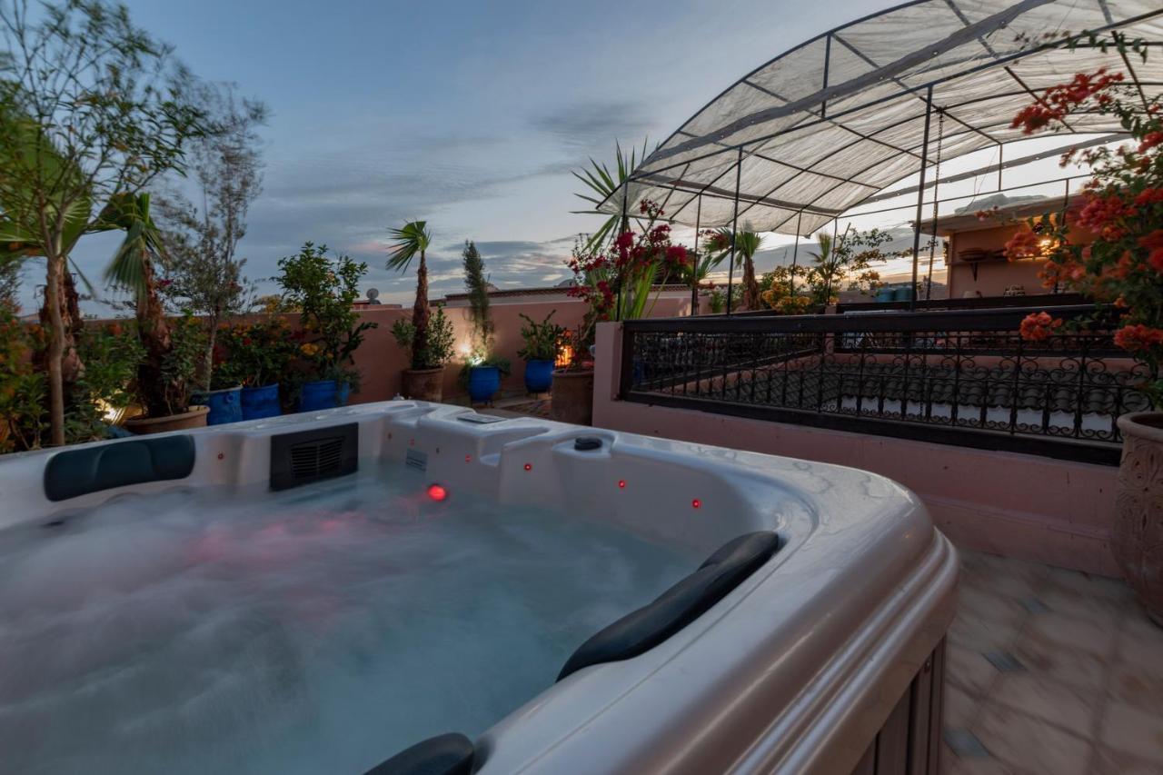 Riad Dar Merzouga Hammam & Jacuzzi 마라케시 외부 사진